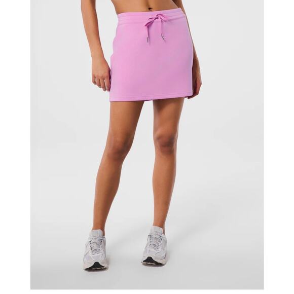 SPANX AirEssentials Mini Skort Petunia Medium - Picture 1 of 6